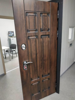 Ferroni Isoterma 13 Орех