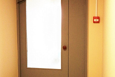 Строительные двери из ДВП